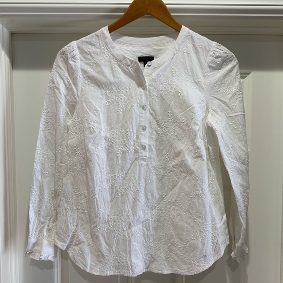 Talbots White Floral
Embroidery Top Blouse Cotton Size Petite Small - Picture 3 of 12